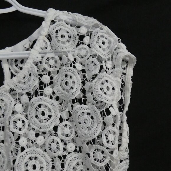 NEXT | size 14 | Elegant White Lace Top with Circular Pattern - Picture 5 of 13